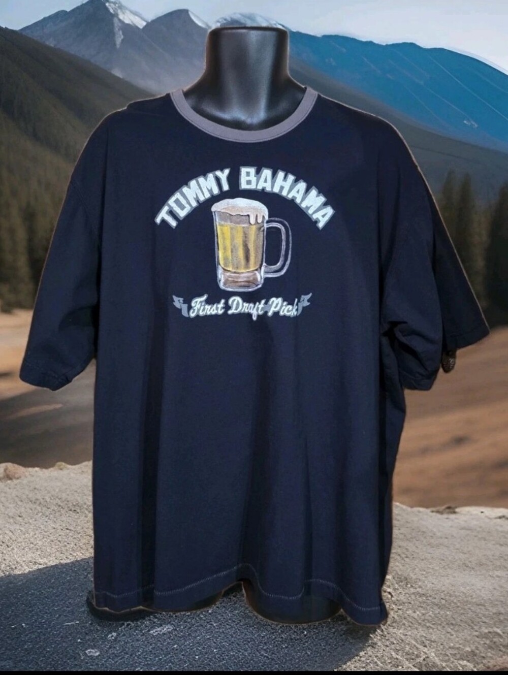 Tommy Bahama Mens XXL Tshirt First Draft Pick Ringer Neck Beer Textured EUC